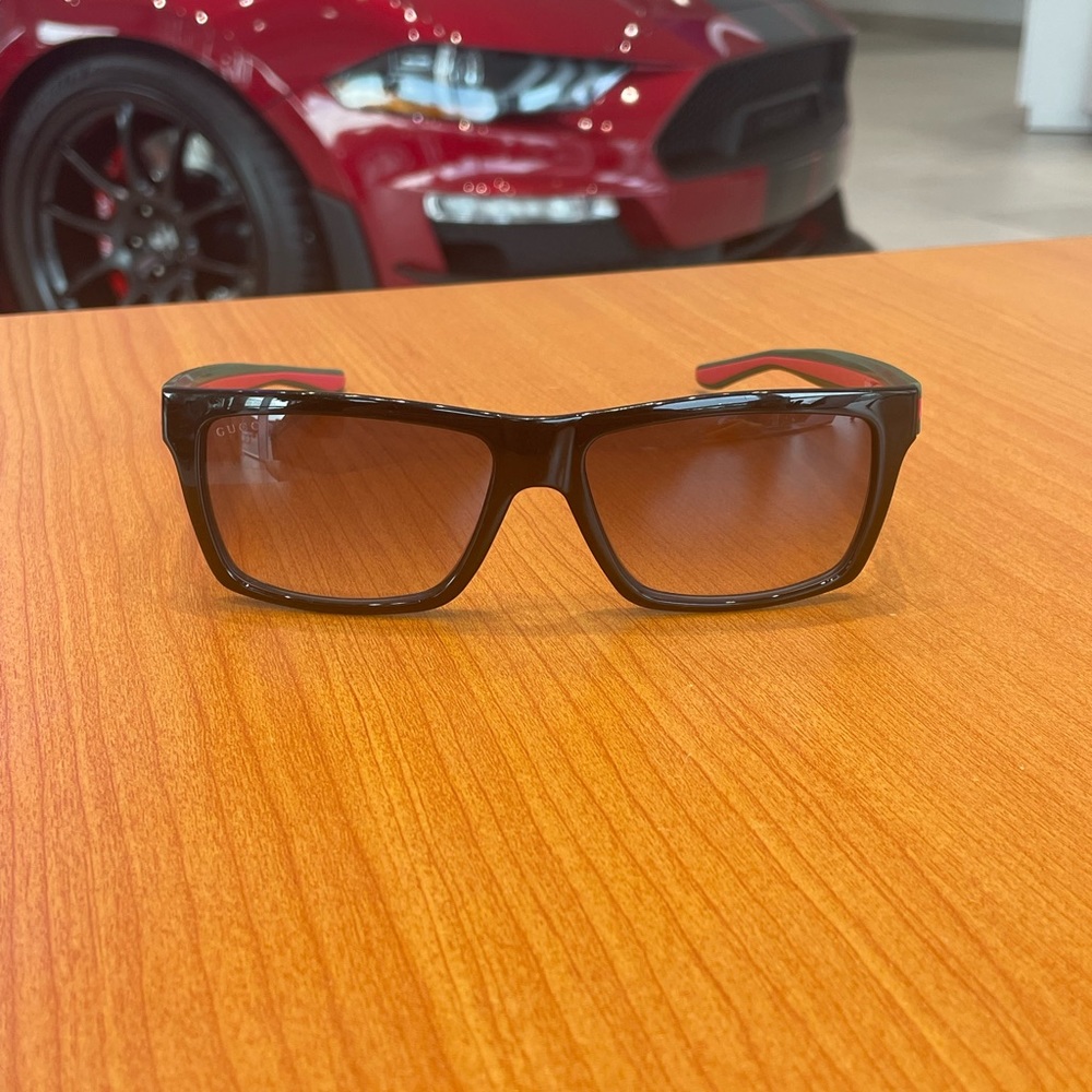 Gucci 1013 sunglasses wore twice